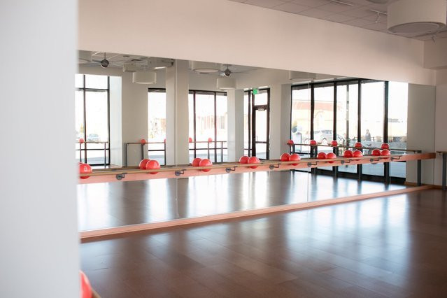 barre3 - Highlands Square