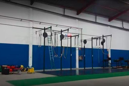 Imagen 3 de la galería del partner Crow Factory Box