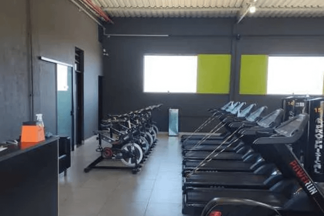 Academia Moviment