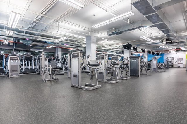 Blink Fitness - Williamsburg