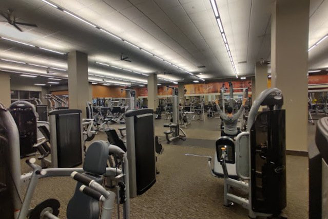 LA Fitness - WEST SEATTLE/ SW ALASKA ST