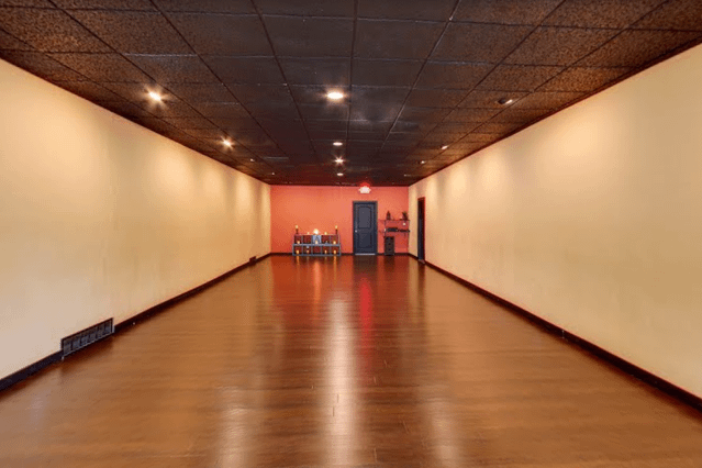 Full Lotus Yoga Studio
