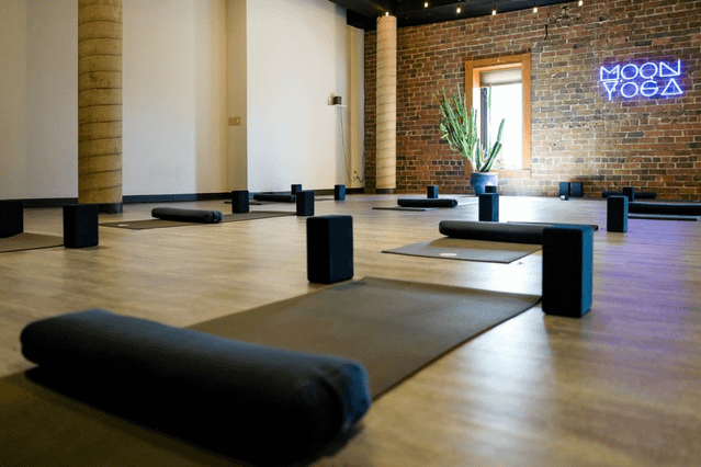 Moon Yoga