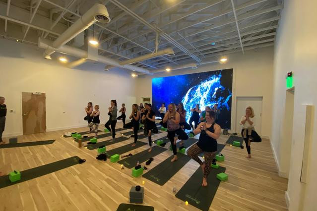 Simple Yoga Fitness