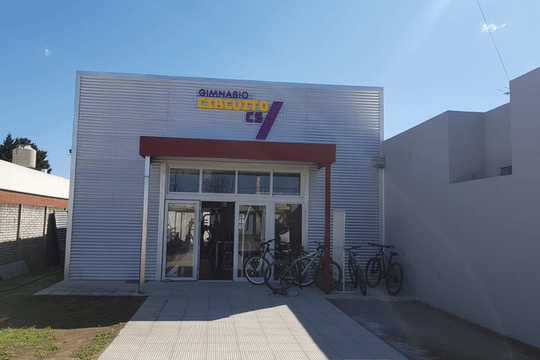 Imagen 2 de la galería del partner GIMNASIO CIRCUITO CS