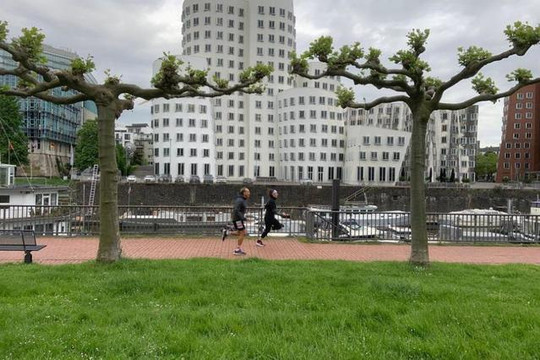 Bild 1 von Lauftraining im Medienhafen Partnergalerie