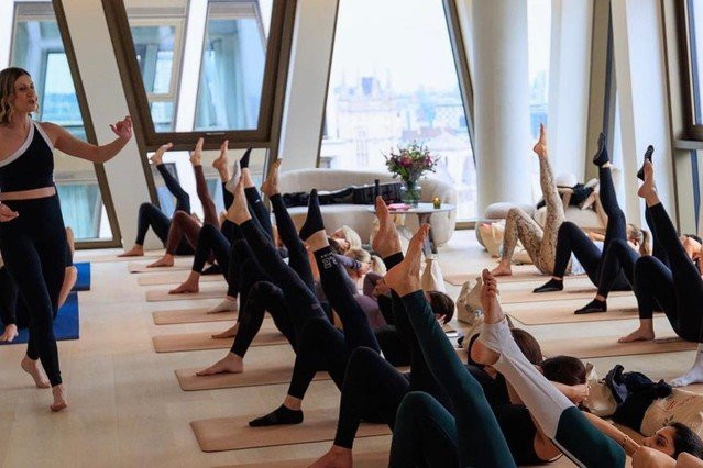 BARRE SERIES Mayfair