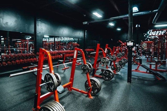 Image 3 from Self Made Training Facility Gilbert partner gallery