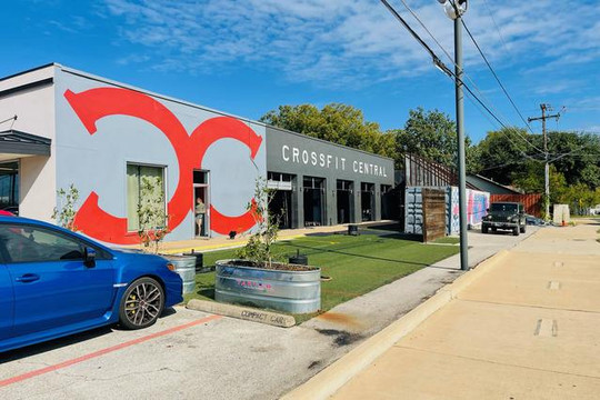 Image 2 from CrossFit Central Burnet Road partner gallery