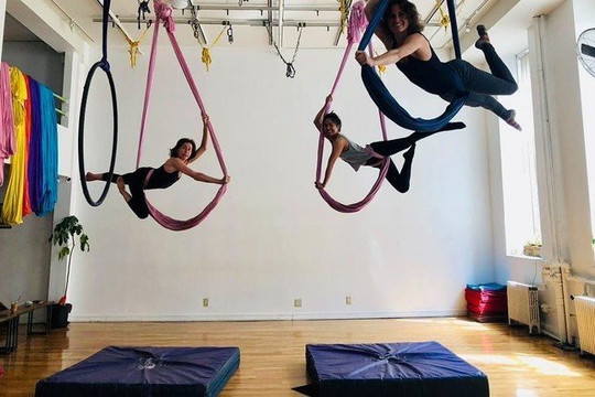 Image 3 from Om Factory partner gallery