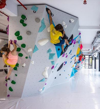 Bild 2 von Boulderwelt Karlsruhe Partnergalerie