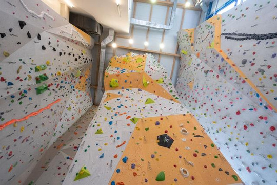 Bild 1 von Kletterhalle Kraxlstadl Partnergalerie