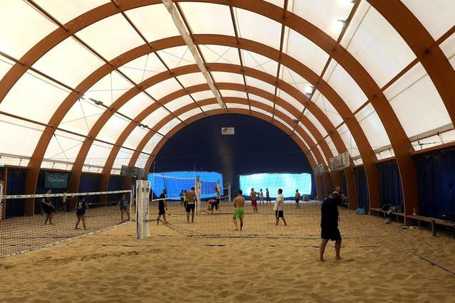 FCO Beach Center
