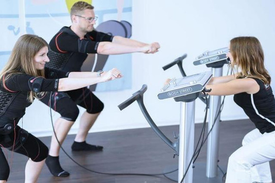 Image 3 from Bodystreet Reading partner gallery