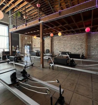 Image 3 from West Adams Pilates Washington partner gallery