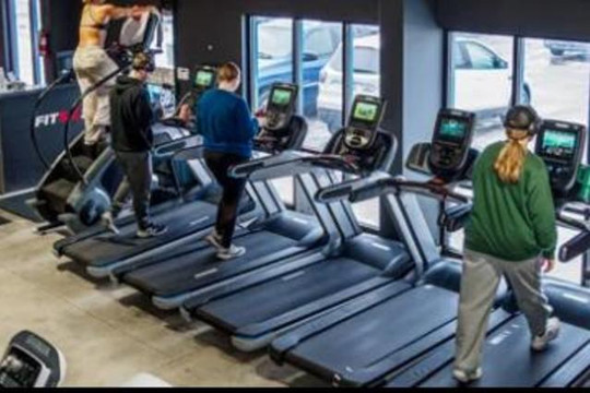 Image 3 from FitStop24 Kendallville partner gallery