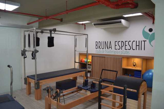 Imagem 2 da galeria do parceiro Bruna Espeschit Studio de Fisioterapia e Pilates