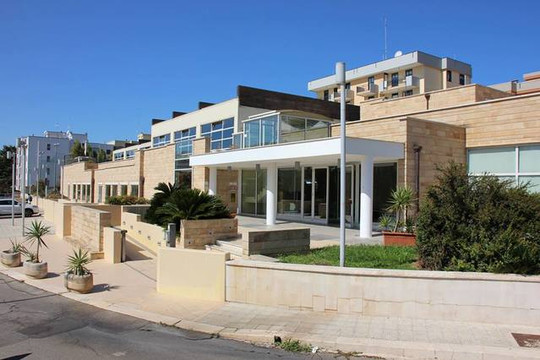 Immagine 2 dalla galleria del partner Nadir Starbene