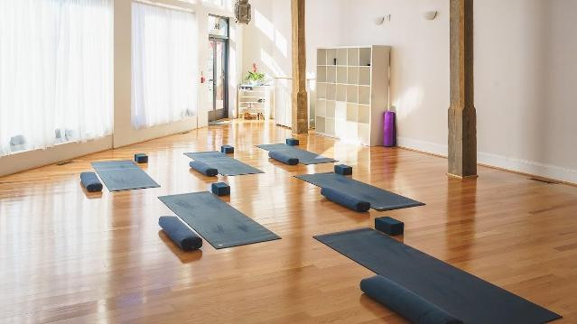 Image 1 from 3S yoga partner gallery