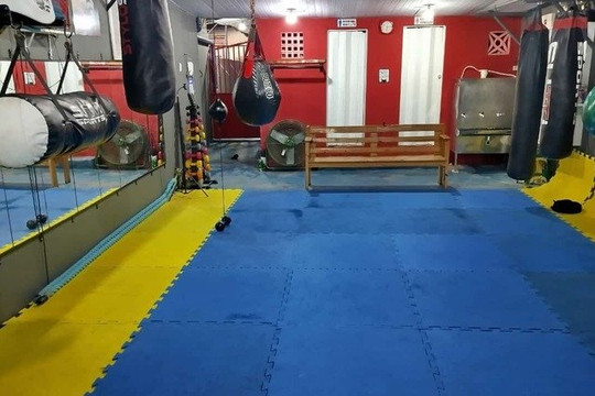 Imagem 2 da galeria do parceiro AJE de Boxe e Artes Marciais