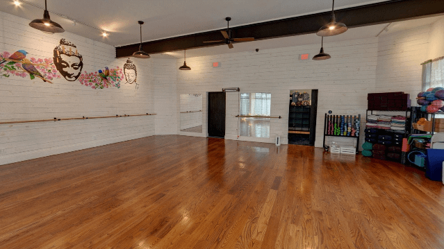 Image 1 from Willow Gardens Yoga Buda partner gallery