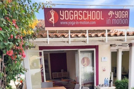 Bild 2 von Yogaschule Yoga in Motion Partnergalerie