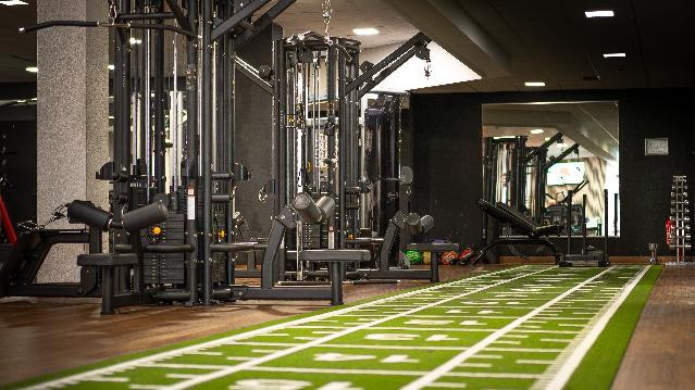 Bild 1 von clever fit Berlin-Zehlendorf Partnergalerie