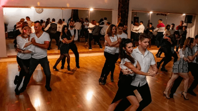 Imaginea 1 din Feeling Dance Studio galeria partenerului