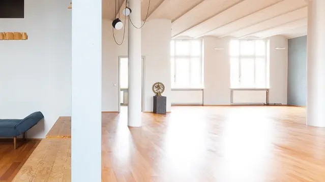 Bild 2 von Yoga Now Berlin Partnergalerie