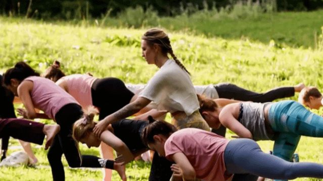 Bild 3 von Yoga Nebenan @ Hanns-Seidel-Platz Partnergalerie