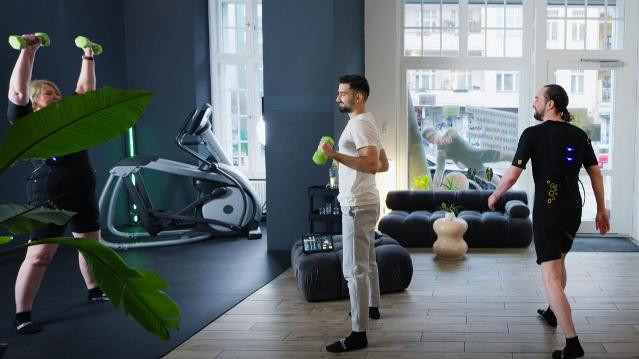 Bild 3 von EMS Training fitbox Berlin Schlesische Straße Partnergalerie