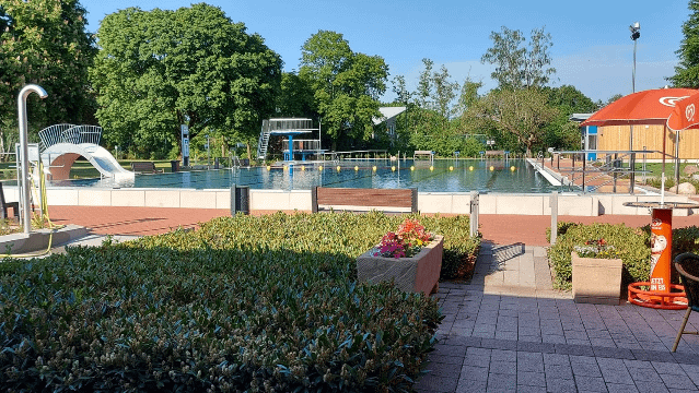 Bild 1 von Frei- und Hallenbad Vreden Partnergalerie