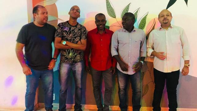 Imagem 3 da galeria do parceiro Academia Ziriguidum de Dança de Salão