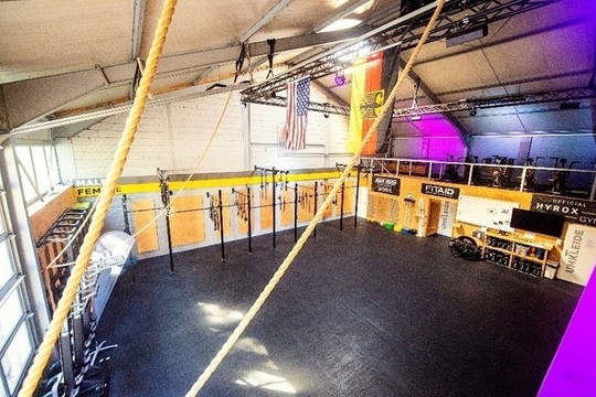 Bild 2 von CrossFit Wiesbaden Gibber Straße Partnergalerie