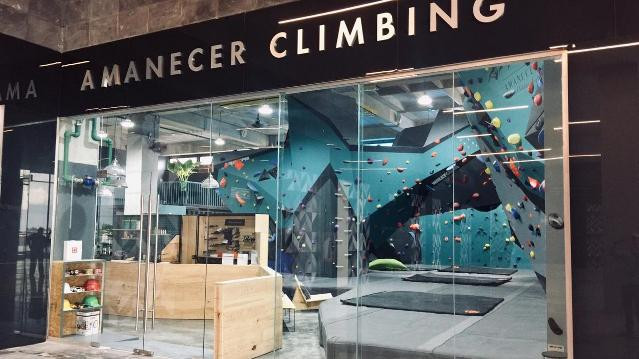 Imagen 2 de la galería del partner Amanecer Climbing