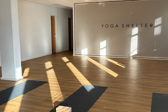 Bild 2 von Yoga Shelter by Kamilla Kowalewski Partnergalerie