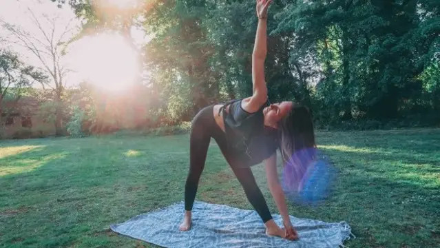 Bild 1 von Laura Gomez Yoga Partnergalerie