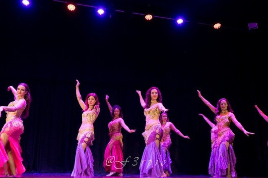 Imagen 3 de la galería del partner Escuela de Danza Oriental Cristina Gadea