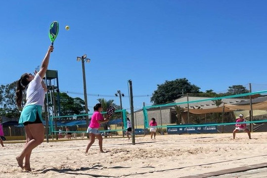 Imagem 1 da galeria do parceiro Arena Ubirama Beach Tennis