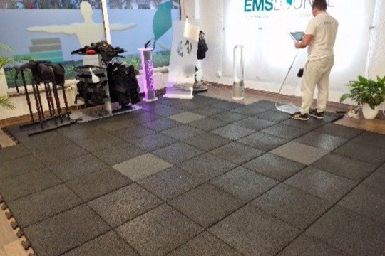 Bild 3 von EMS-Lounge® Gießen-West Partnergalerie