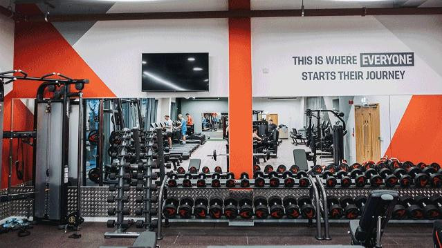 Image 3 from Everyone Active - Batchwood Golf & Sports Centre partner gallery