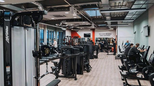 Image 1 from Everyone Active - Batchwood Golf & Sports Centre partner gallery