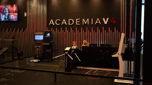 Imagem 2 da galeria do parceiro V4 Academia 24h - Vila Guilherme