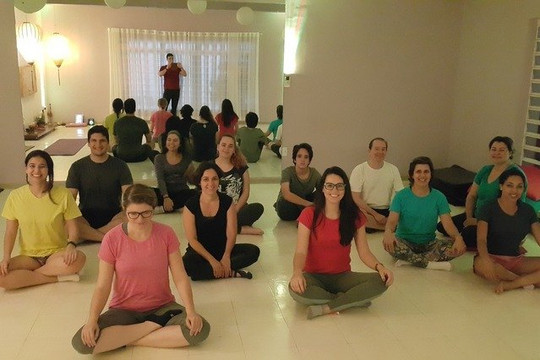 Imagem 2 da galeria do parceiro Studio Persona Yoga