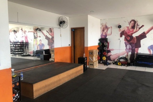 Imagem 3 da galeria do parceiro Academia Live Fit Parque dos Anjos
