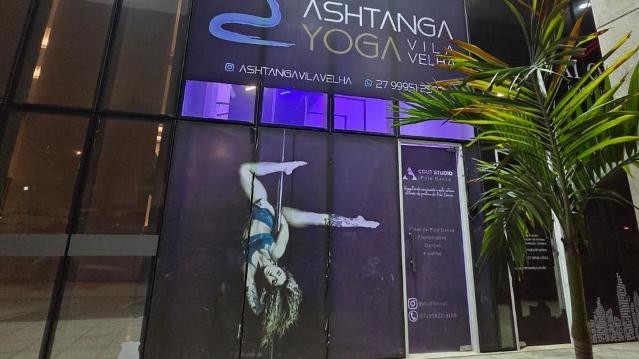 Imagem 2 da galeria do parceiro COUT Pole Dance Vila Velha