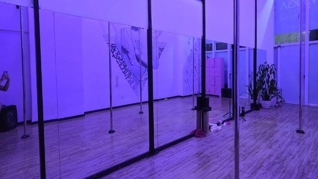 Imagem 3 da galeria do parceiro COUT Pole Dance Vila Velha