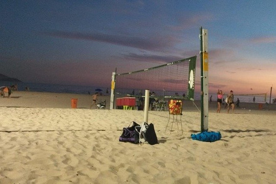 Imagem 3 da galeria do parceiro Beach Tennis Plaza - Leblon