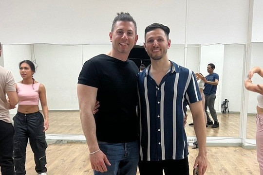 Bild 3 von Bachata dance classes Berlin Partnergalerie