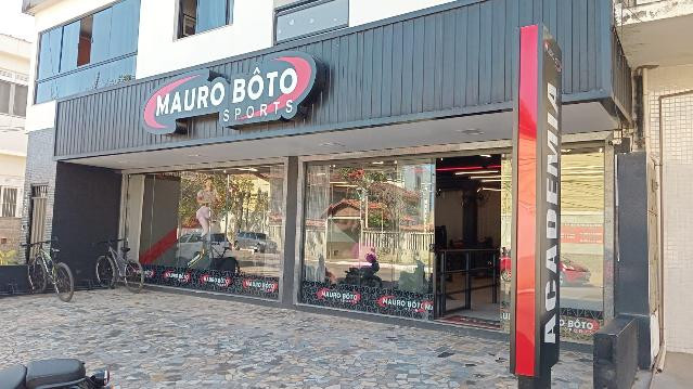 Imagem 2 da galeria do parceiro Mauro Bôto Sports - Iriri